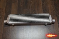 Универсальный интеркулер 550*140*65 вход 2.5"